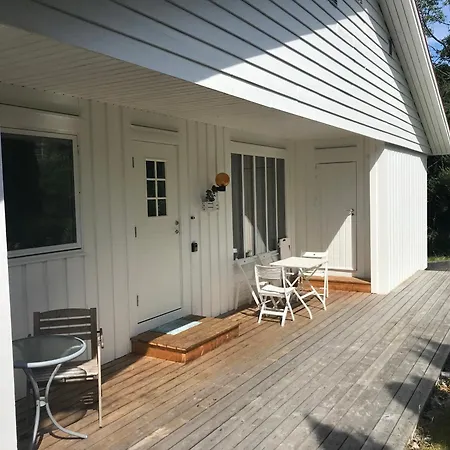 Holmen 2 발레스트란