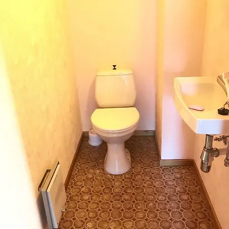 Casa de Férias Holmen 2 *