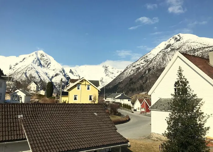 Holmen 2 발레스트란