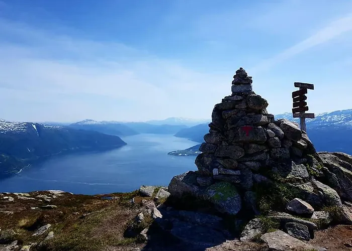 펜션 Holmen 2 발레스트란