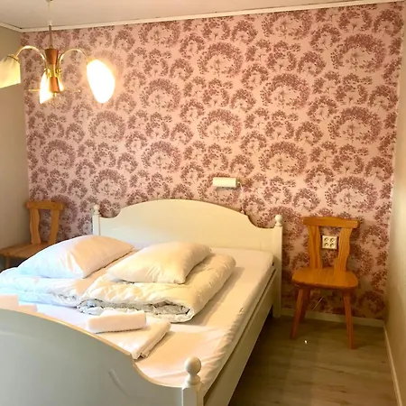 Holmen 2 Holiday home